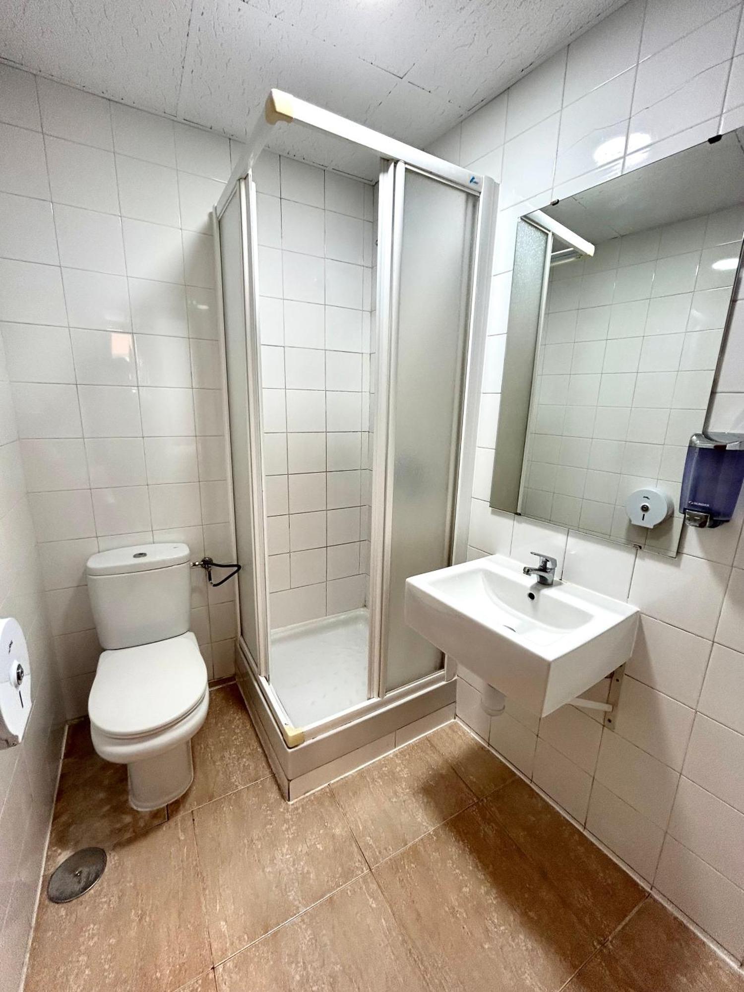 H21 Rooms Madrid Buitenkant foto