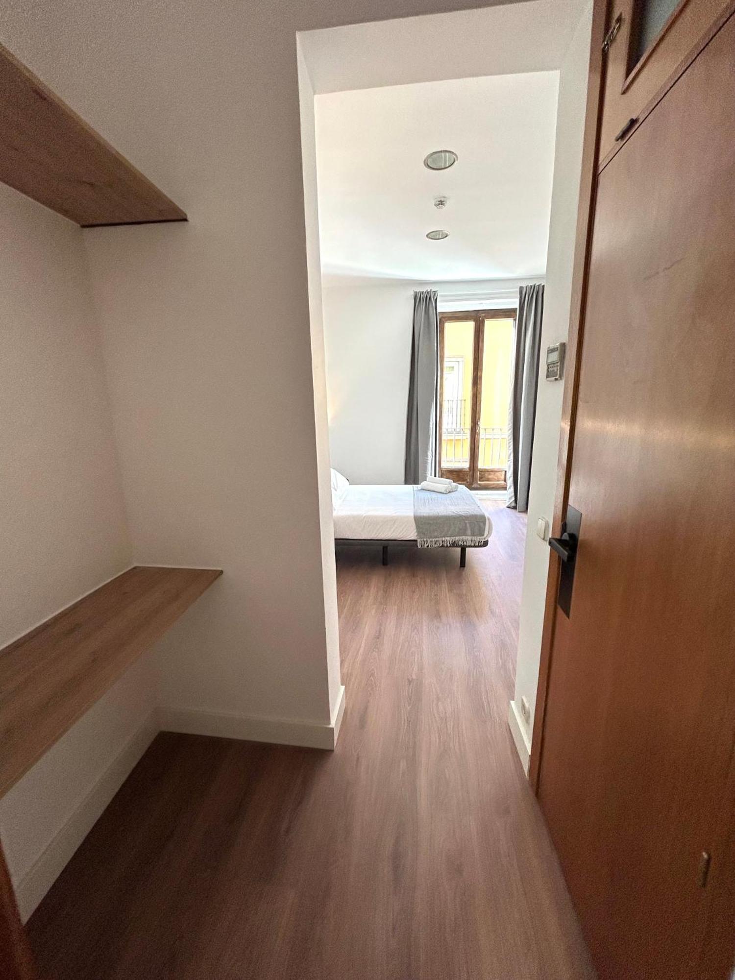 H21 Rooms Madrid Buitenkant foto